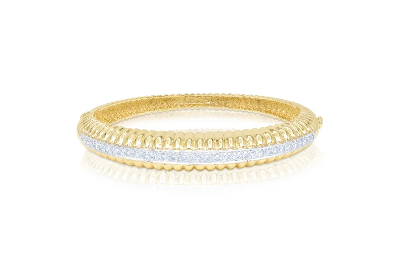 multi-strand bracelet for stylish look-18 kt yellow gold bangle bracelet