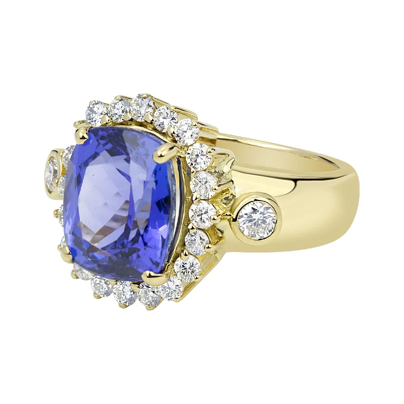 women’s rings with colored diamonds-Ring - Tanzanite And Diamond (2330B)